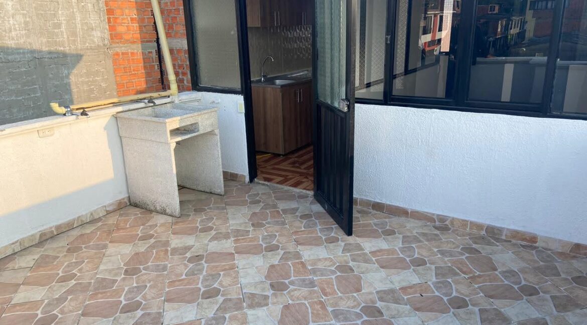 CV-0561-1-PISO-2