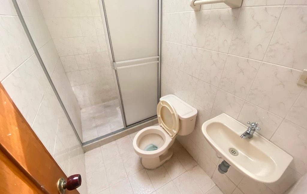 BAÑO 2
