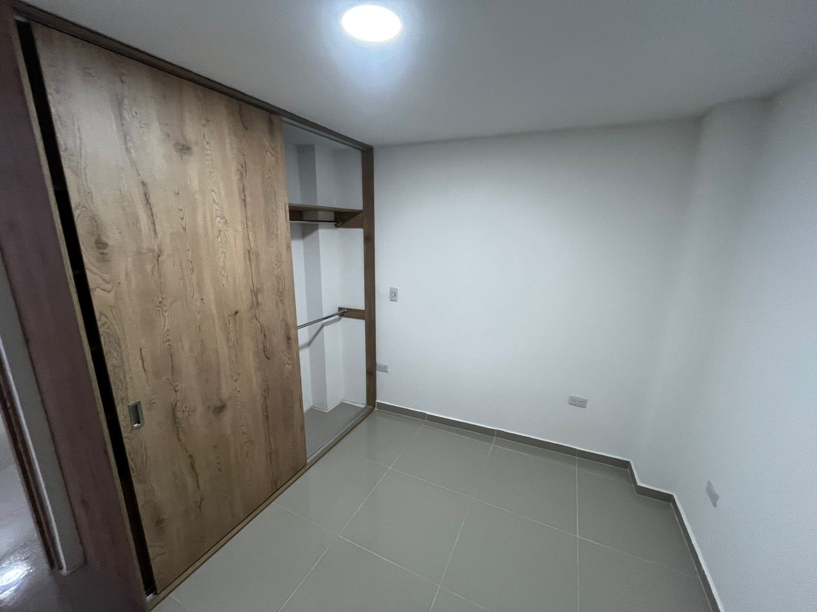 C-116A SE ARRIENDA APARTAMENTO EN  CHINCHINÁ CALDAS