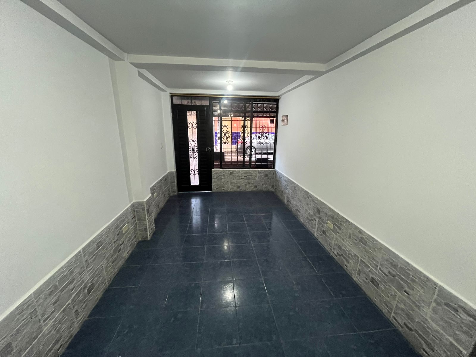 C-126 SE ARRIENDA APARTAMENTO EN CHINCHINÁ CALDAS