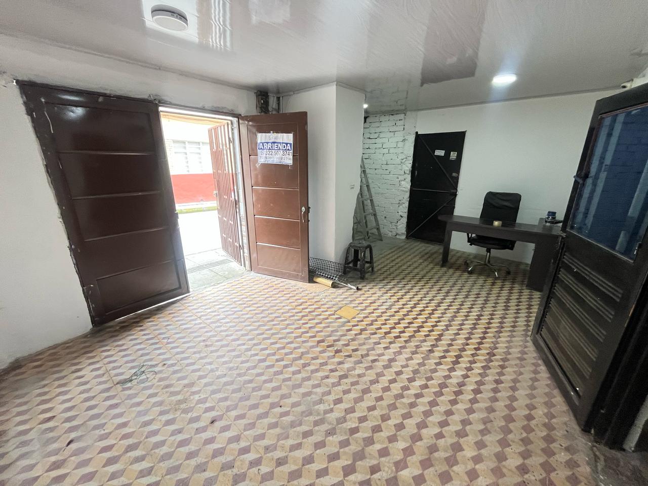C-83 SE ARRIENDA BODEGA EN CHINCHINÁ CALDAS