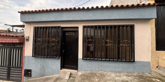C-65A Casa en Arriendo en el Barrio 13 de Noviembre