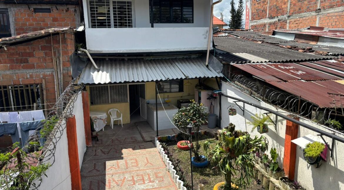 203bd01b-224e-453e-a0d7-f4565d396d4c