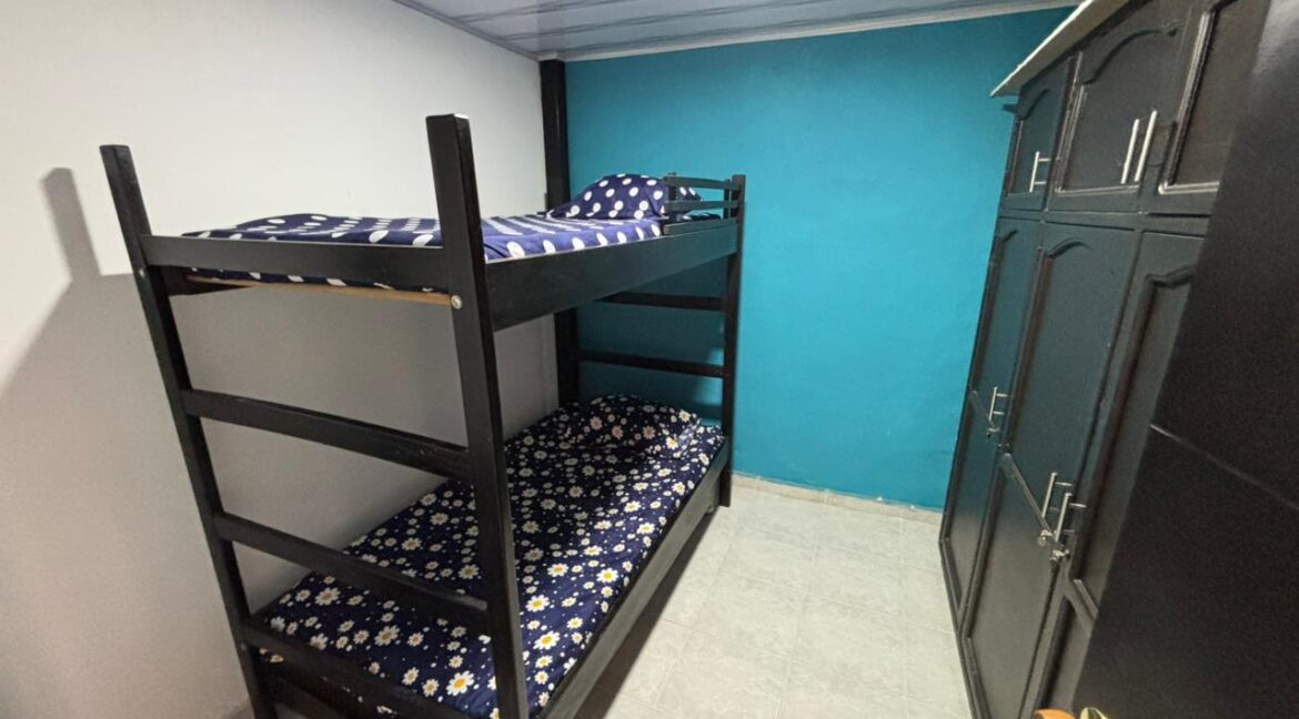 2b8daac5-7577-48ed-b6a6-a8c97db24121