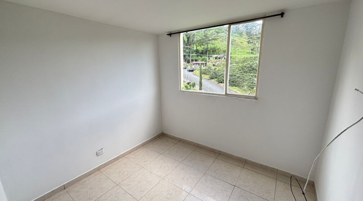 94939826-cf1c-43b7-9fc7-ed1bb3517e98