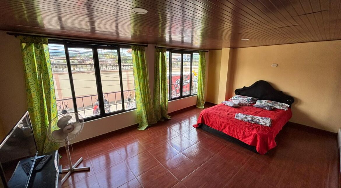 dbb808bf-902c-4c49-9a39-ff33ba70bbc5