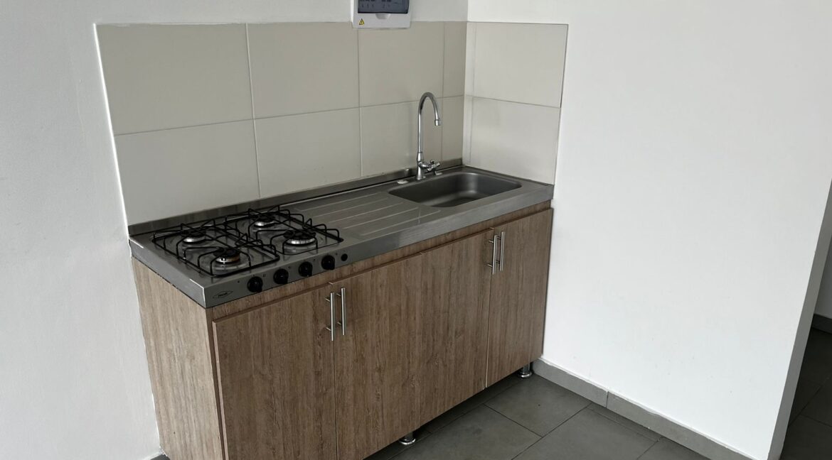 b3e4f914-82a2-4d93-9626-43e50434ff78