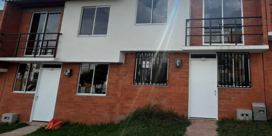 CVOC-0156 SE VENDE CASA EN PEREIRA RISARALDA