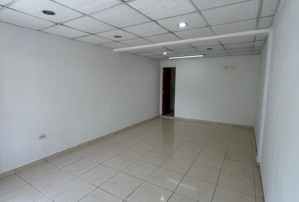 WhatsApp Image 2025-12-22 at 5.08.0