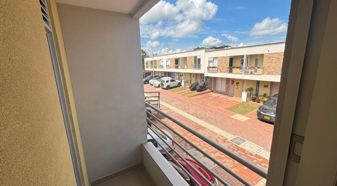 WhatsApp Image 2025-12-23 at 11.00.1