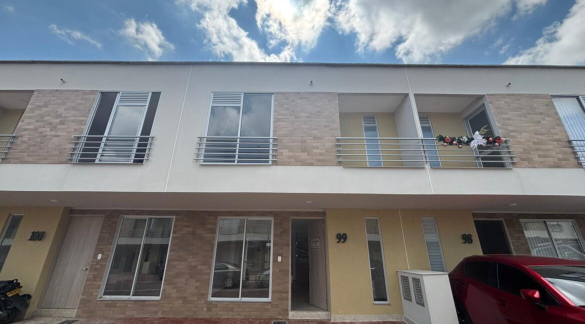 WhatsApp Image 2025-12-23 at 11.00.15