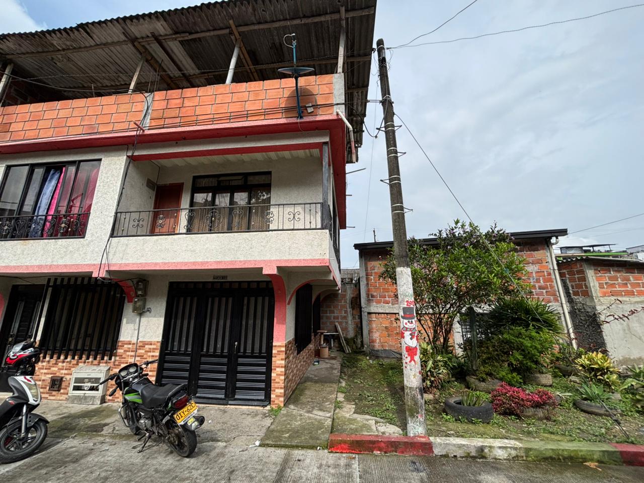 C-100B SE ARRIENDA APARTAESTUDIO EN CHINCHINA CALDAS